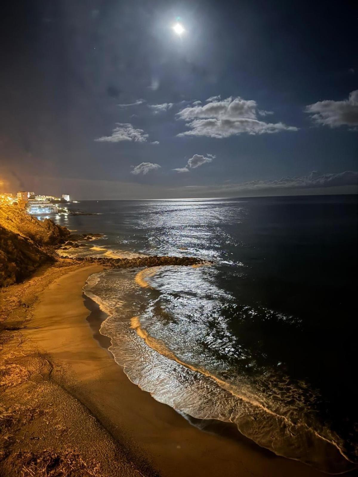Primera Linea De Playa Benalmadena La Perla Playa Paraiso Exterior photo